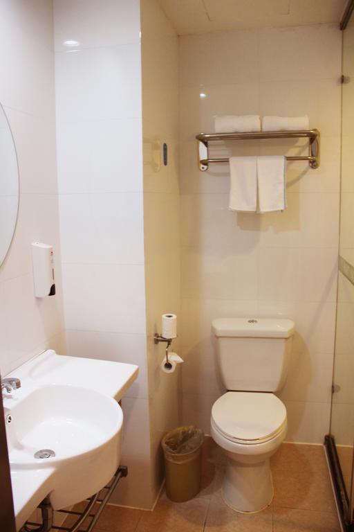 Hanting Hotel Shenyang Zhongshan Square Room photo
